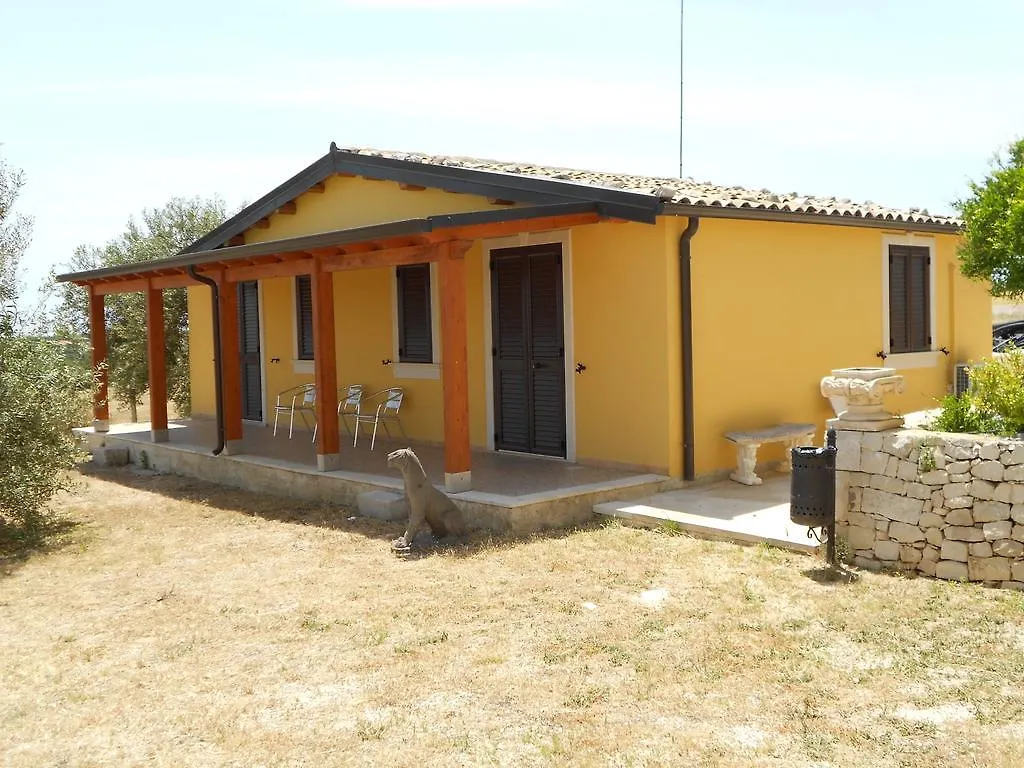 Bed and Breakfast Il Gheppio Ispica Bed & Breakfast