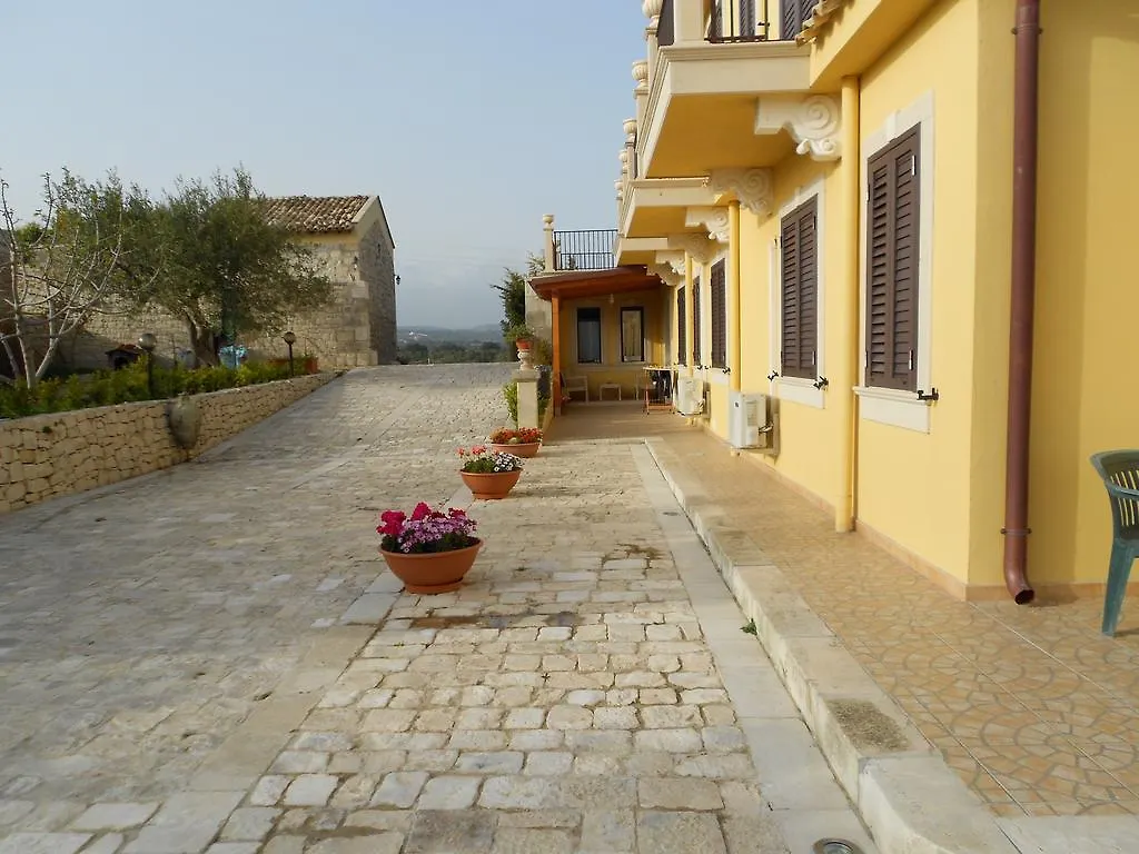 Bed and Breakfast Il Gheppio Ispica Bed & Breakfast